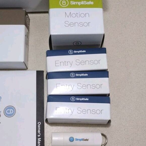 SimpliSafe Base Station BS2000 Key Pad Motion Sensor 3x Entry Sensors Manual NIB - Picture 3 of 13
